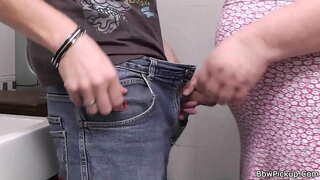 آخر ایک ٹوپلانا میں ایک موٹی سوراخ