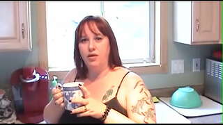 قدم بیٹے کے کر سکتے ہیں&amp;#039;t حاصل کریں یہ تو ماں اس کے ٹریلر