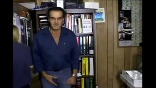 Utua e ahau mo te mahi i roto i te ara tetahi...