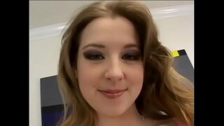 Секси маце с лук задника обича смучене пишка и трахается рак