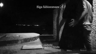 Stretch. Hotwife safada namorando na rua com o amigo bem udstyret Stretch. Hotwife safada namorando na rua com o amigo bem udstyret